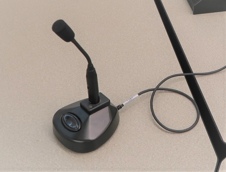 student table microphone